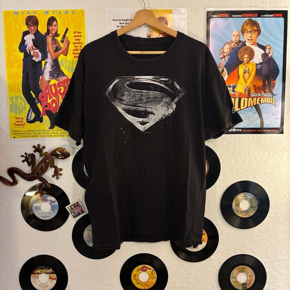 DC Comics Superman Silver Distressed Logo Black T-Shirt